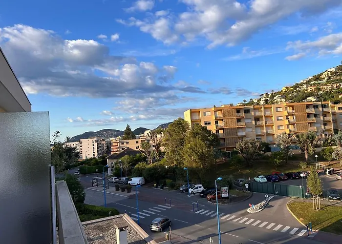 Appartement Climatise 7 Couchages Mandelieu-La-Napoule