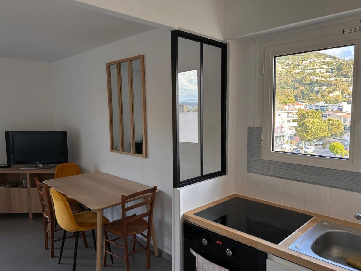 Climatise 7 Couchages Apartment Mandelieu-la-Napoule